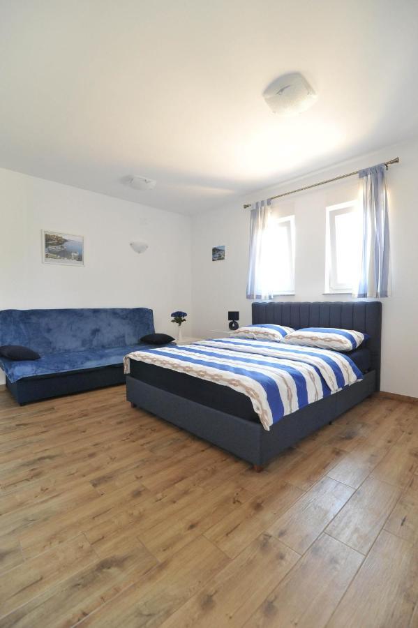 Apartmani Rebecca Vir Luaran gambar