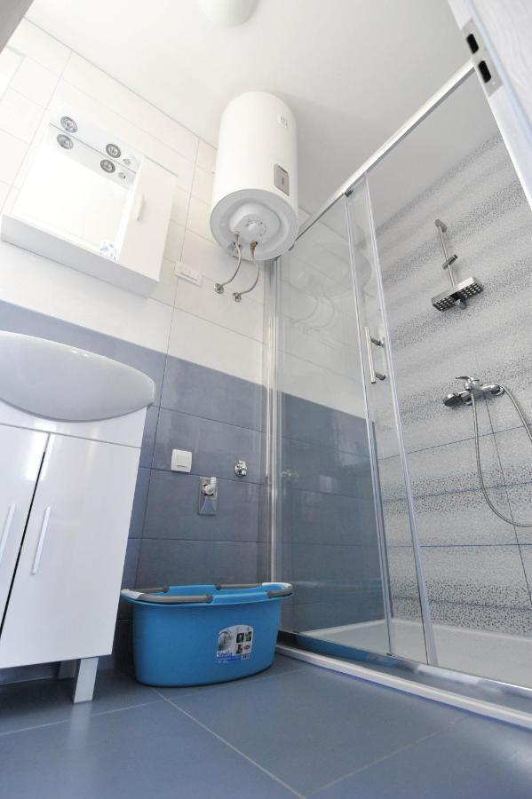 Apartmani Rebecca Vir Luaran gambar