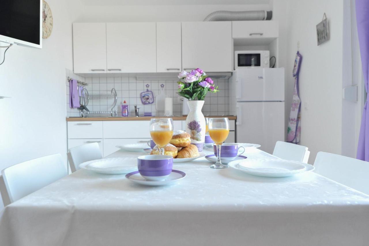 Apartmani Rebecca Vir Luaran gambar