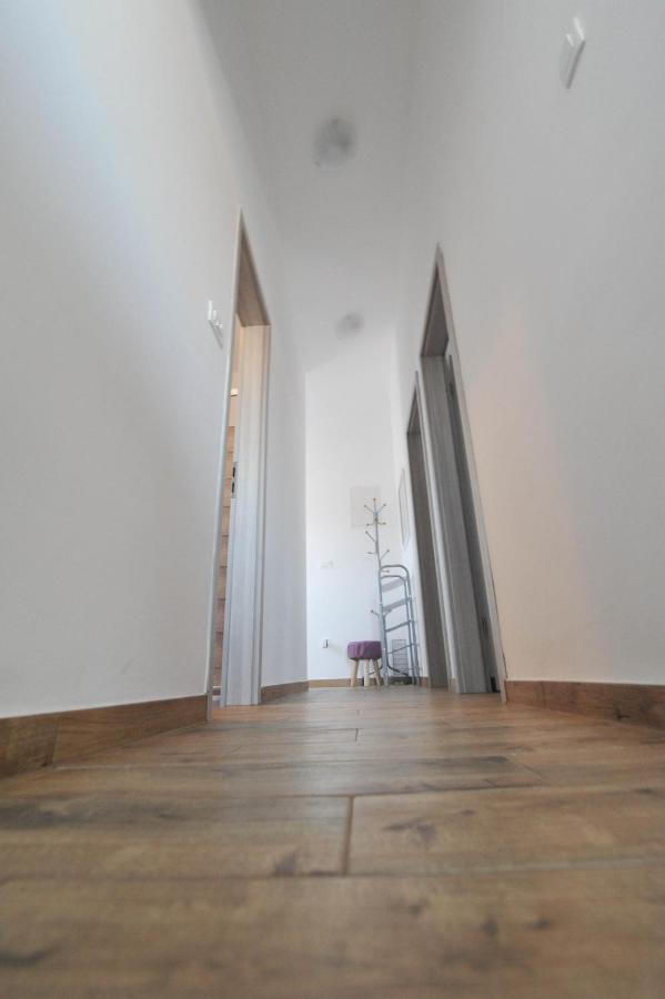 Apartmani Rebecca Vir Luaran gambar