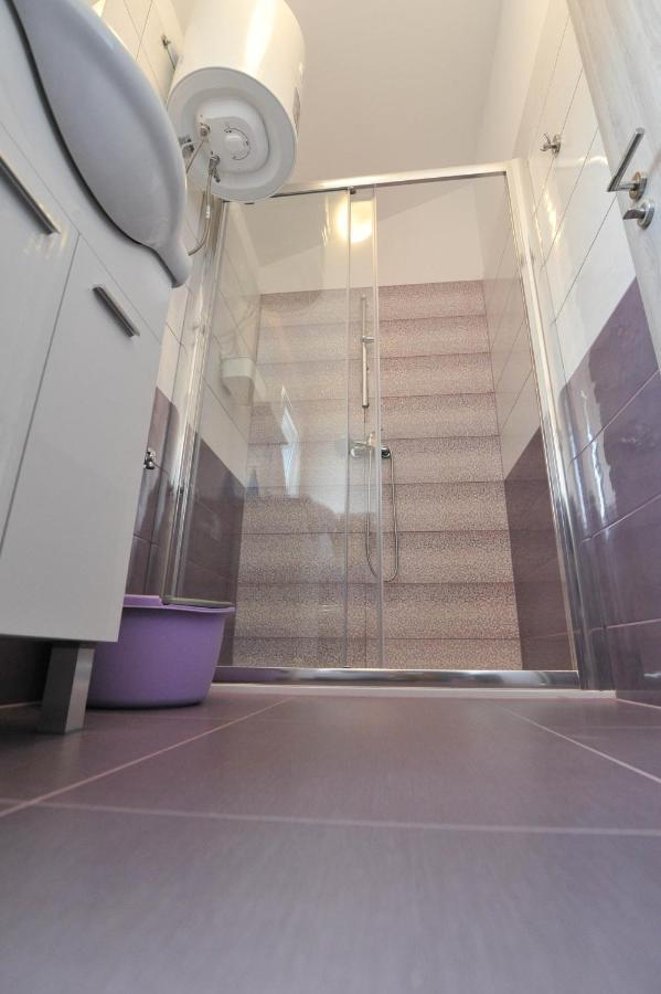 Apartmani Rebecca Vir Luaran gambar