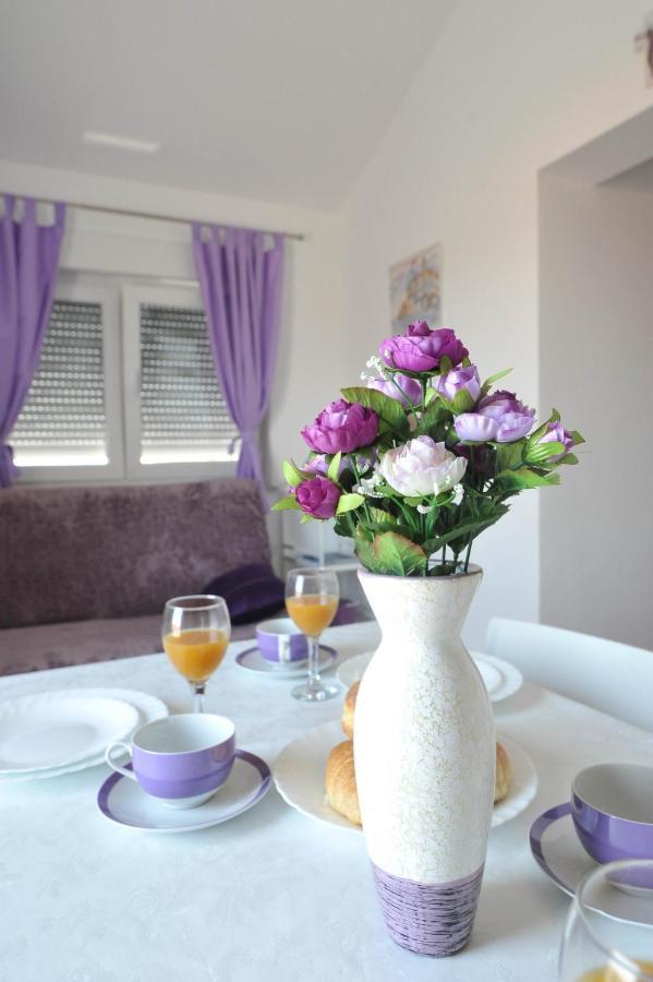 Apartmani Rebecca Vir Luaran gambar