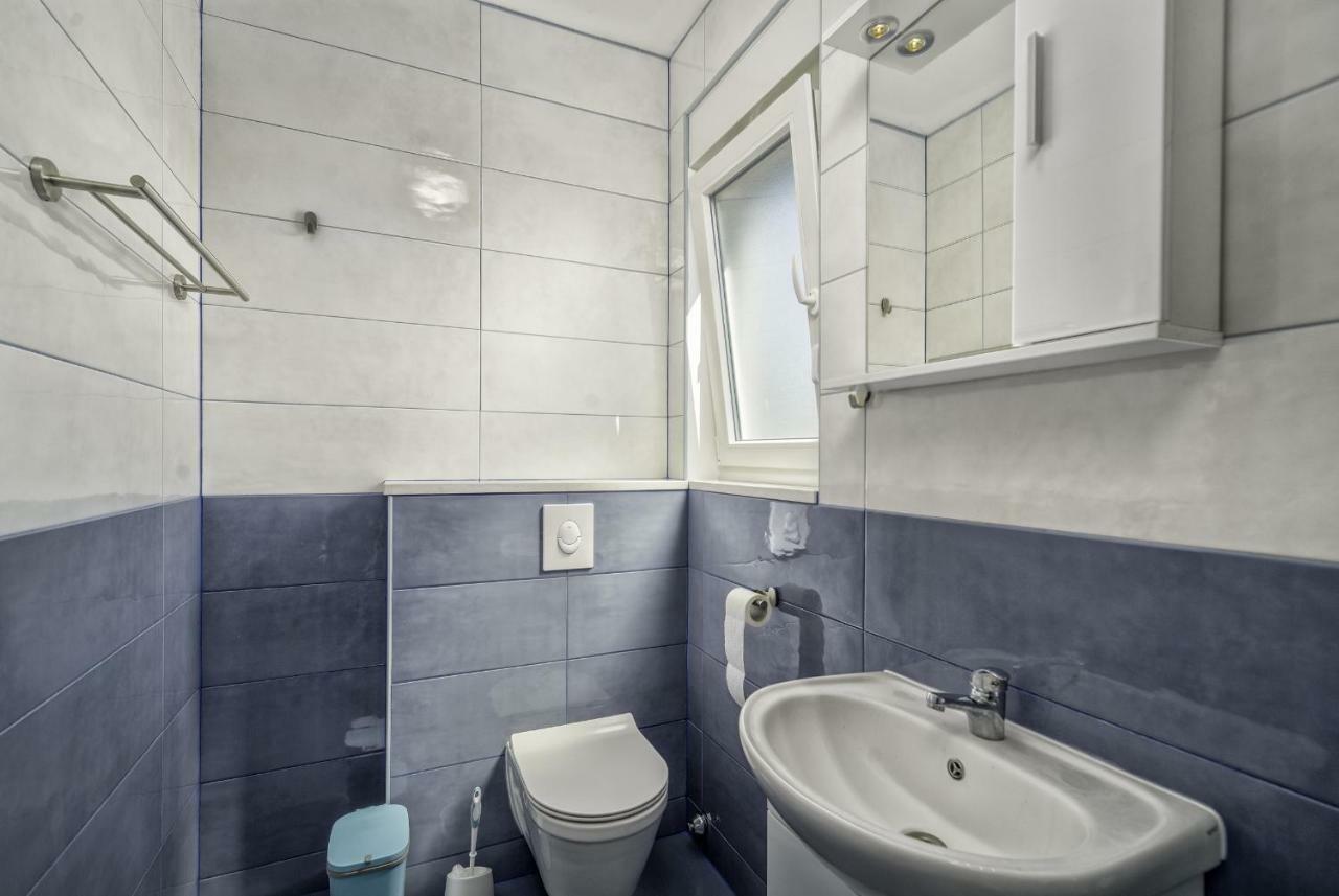 Apartmani Rebecca Vir Luaran gambar